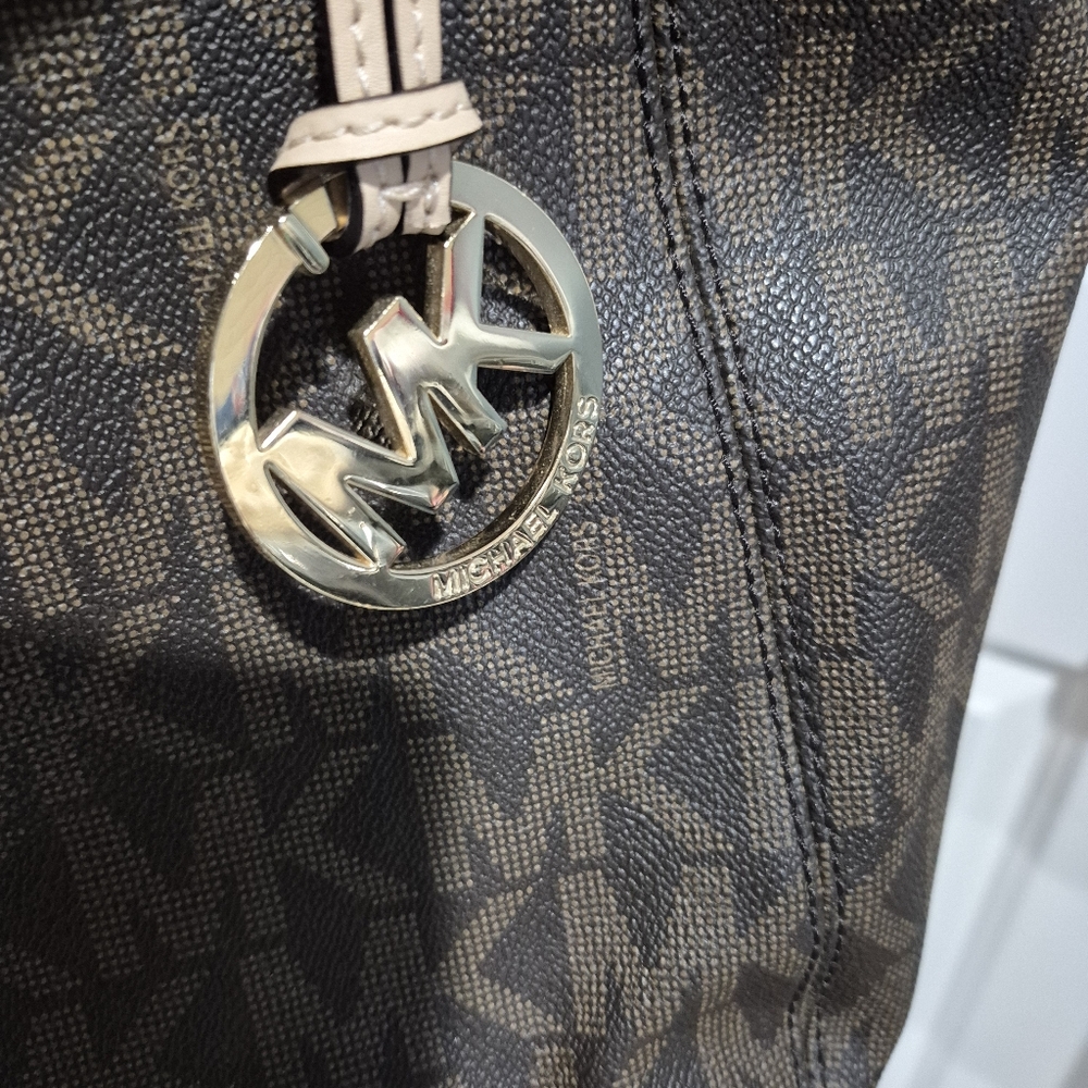 Michael Kors Lilly Tote Bag Purse Brown Signature Chain Strap - Picture 2 of 10